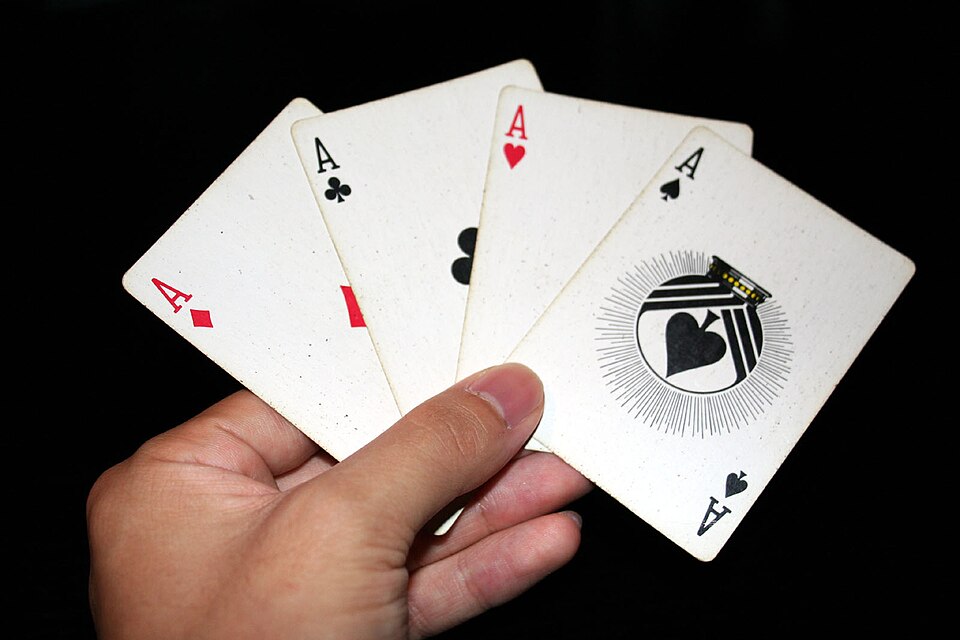 https://www.reddit.com/r/poker/comments/1u4xelo/25nl_hand_review_co_v_bb_srp_river_sizing_with/ - 翻牌后四条,河牌面对过牌该下注吗?——CO vs BB