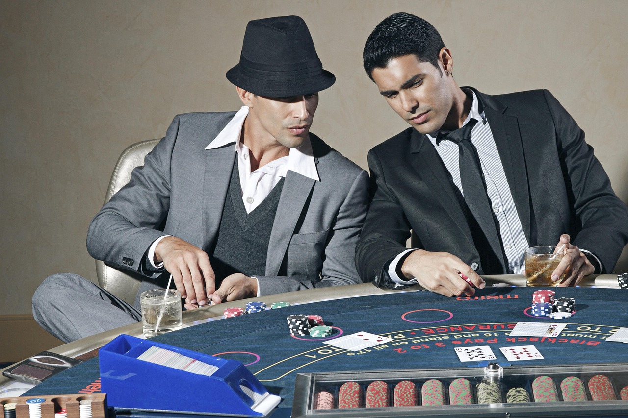 https://www.reddit.com/r/poker/comments/1u89bjq/who_is_the_2nd_greatest_poker_player_of_all_time/ - 谁是史上第二大德州扑克玩家?从历史地位看扑克传奇的