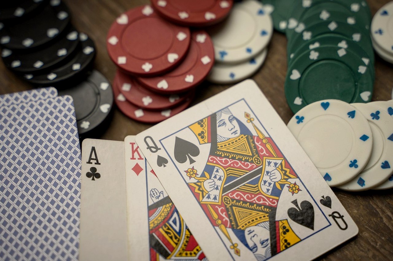 Tom Dwan:从高光时刻到低谷,他是如何血洗高额桌又跌落神坛的?
