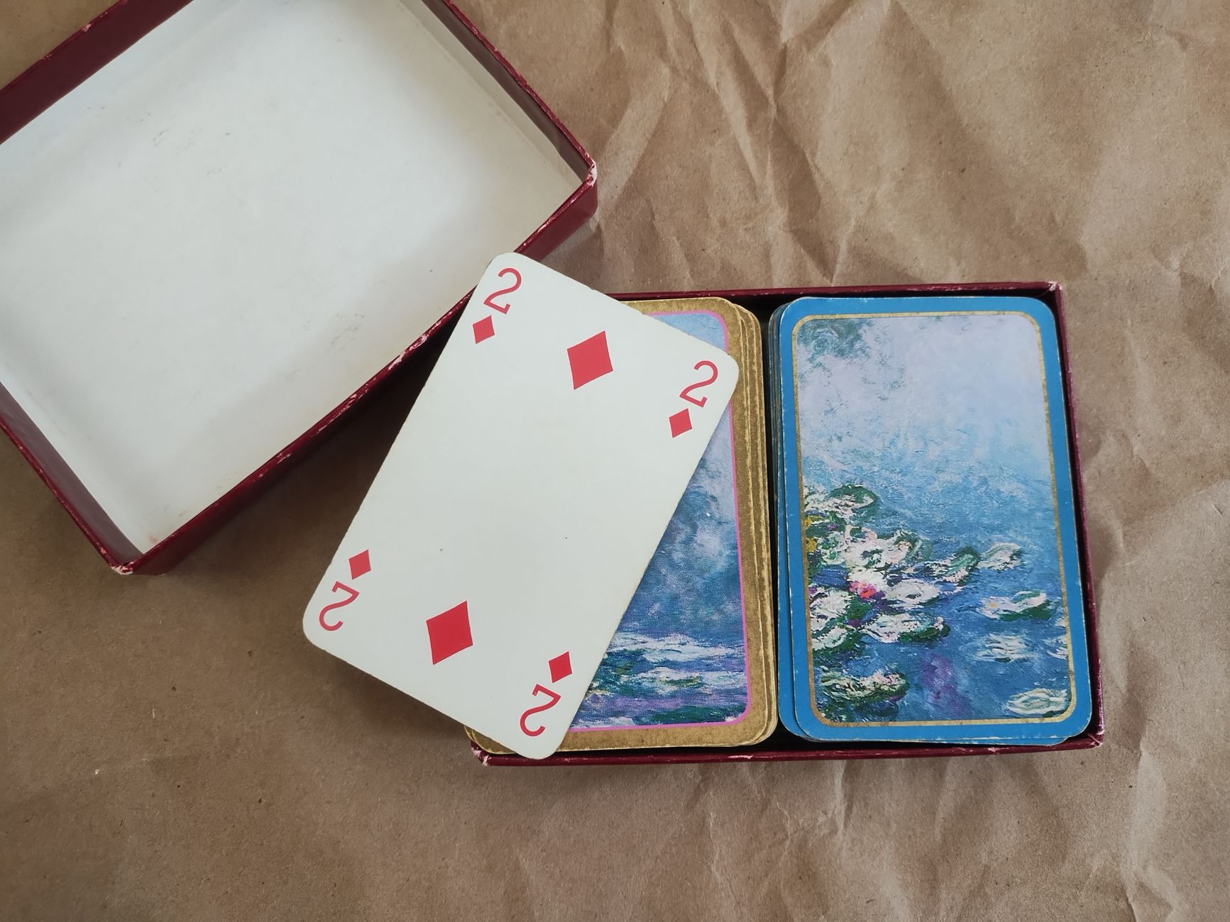扑克赛事边赛是什么?主赛之外的策略价值与选择指南