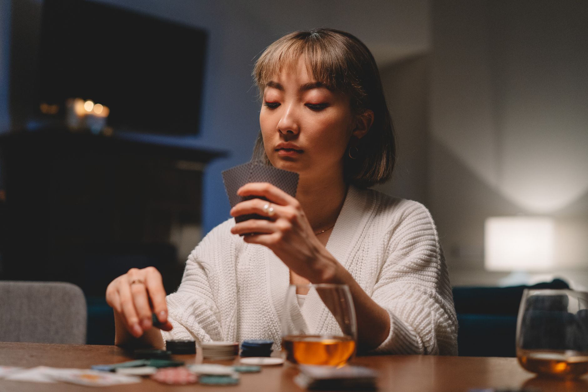 职业牌手真实生存现状揭秘：从资金管理到心理博弈的五个维度（要点图解）